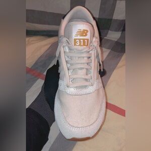 New Balance 311v2 Sneakers in Beige Navy White mens7.5 womens9